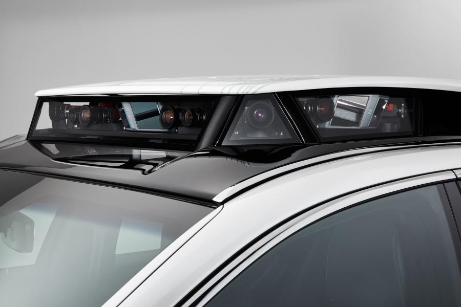 Детали экстерьера Lexus LS500h TRI-P4 Research Vehicle 2019 года  (фото 4 из 19)